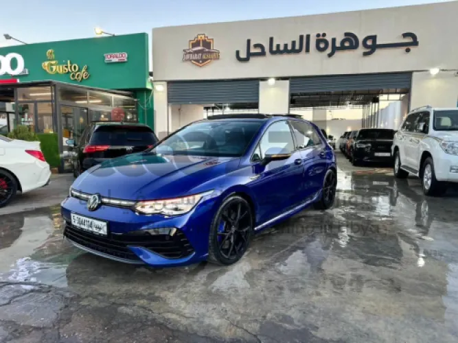 فولكس فاجن R