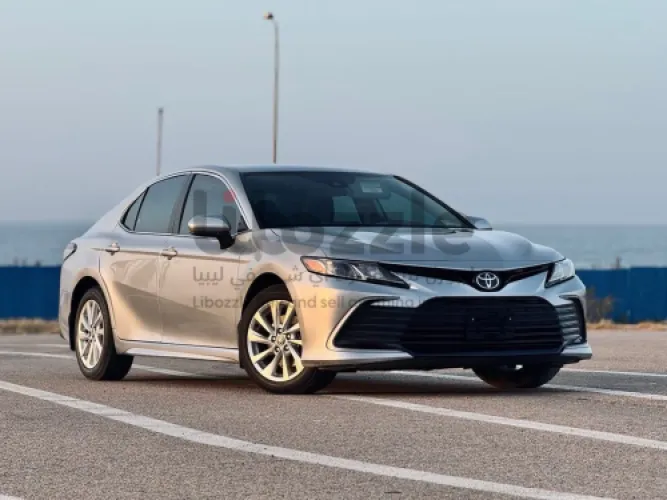 تويوتا كامري 2022 LE جمرك