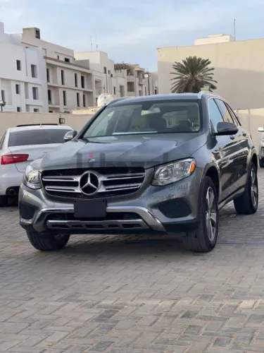مرسيدس GLC 300 2017