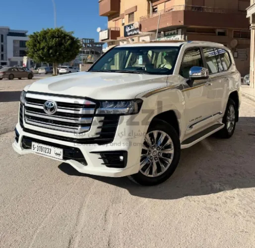 تويوتا لاندكروزر 2022