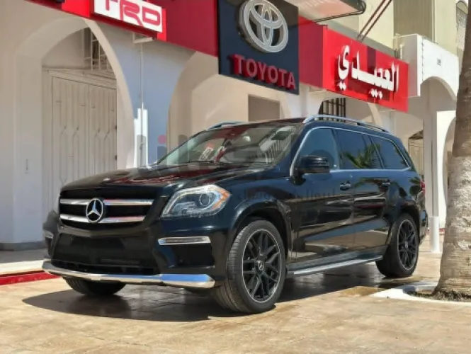 مرسيدس GL550 كيت AMG قطعة
موديل 2014 - ‏Mercedes