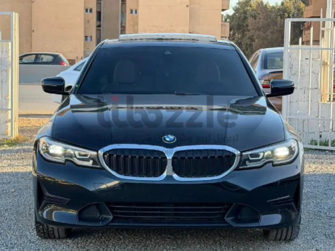 بي ام دبليو 330 2020