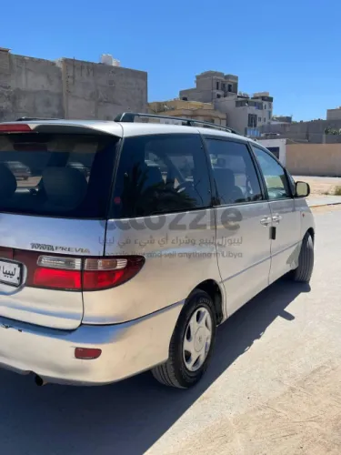 تيوتا بريفيا
