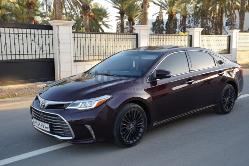 تيوتا افالون 2014