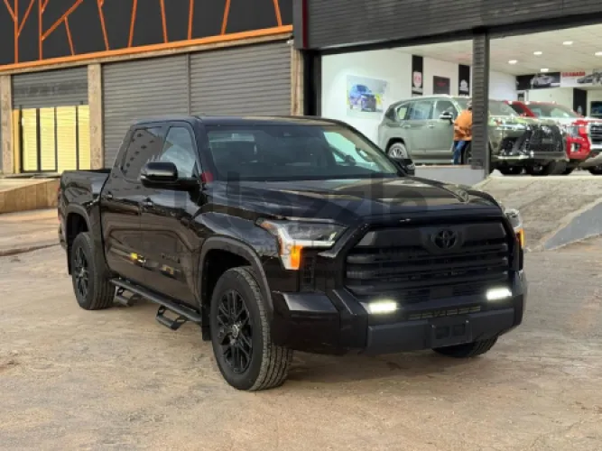 تويوتا تندرا 2024