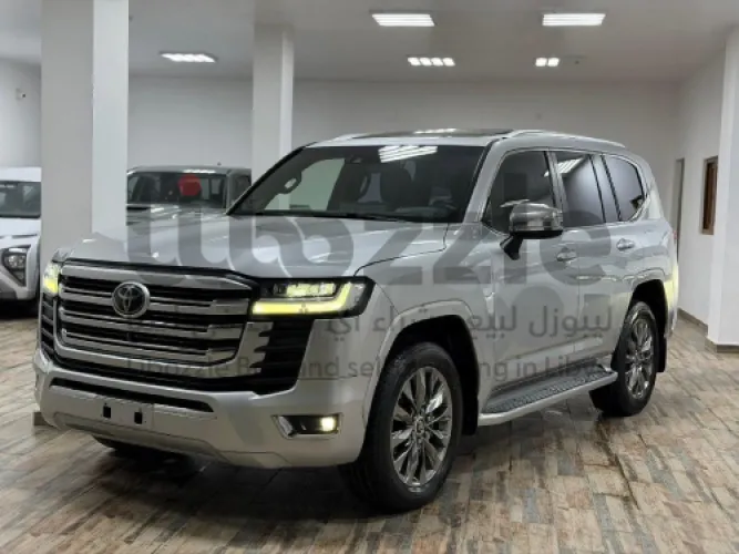 تويوتا لاندكروزر VXR 2022