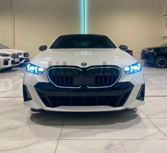 بي ام دبليو M 550 2026