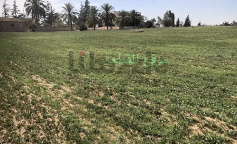 للبيع قطعة الارض سكنية زراعية