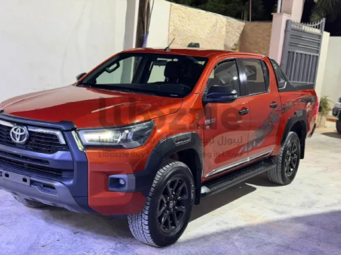 تويوتا   هيلوكس ادفنشر 2021 فل كمبراسوري