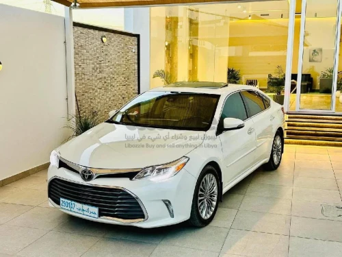 تويوتا افالون 2017