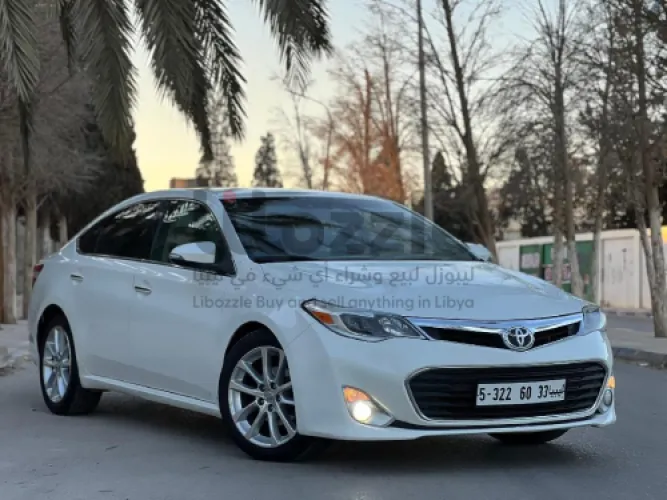 تايوتا افالون 2014