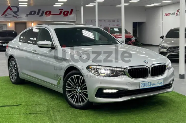 بي ام دبليو 530i 2018