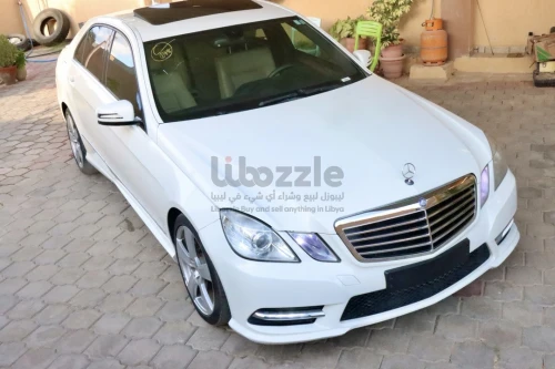 MERCEDES BENZ E350 full option 2011