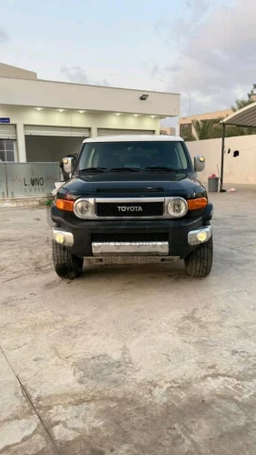 تايوتا اف جي 2015