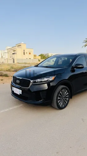 كيا سورينتو 2019 ماشيه 80 الف كيلو