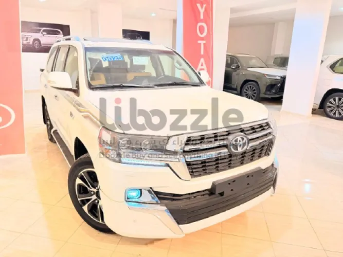 تويوتا لاندكروزر 2020