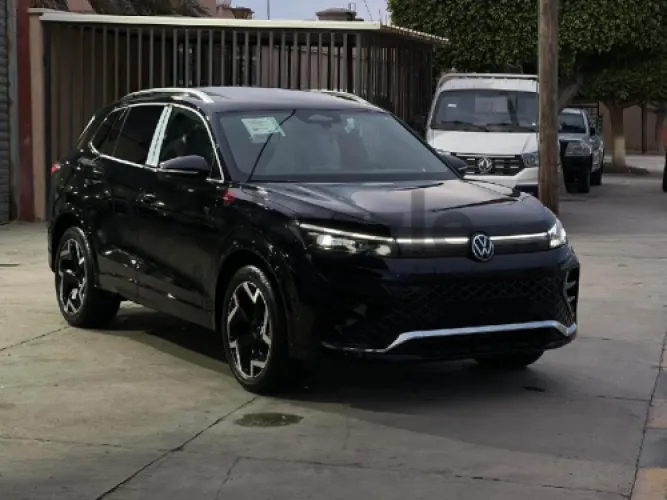 فولكس تيغوان RT 2025