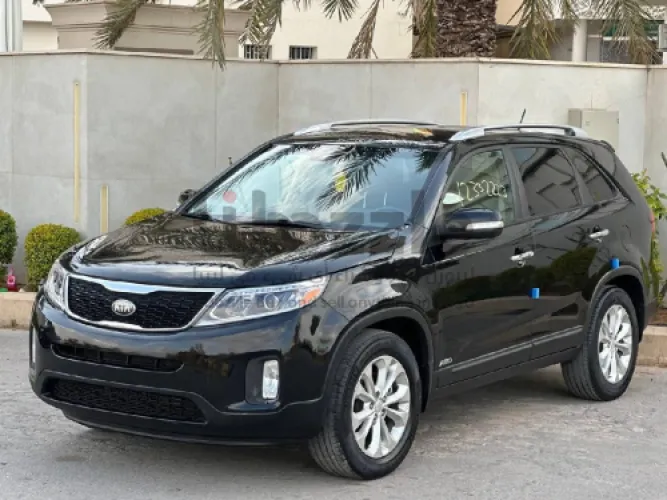 كيا سورينتو 2015