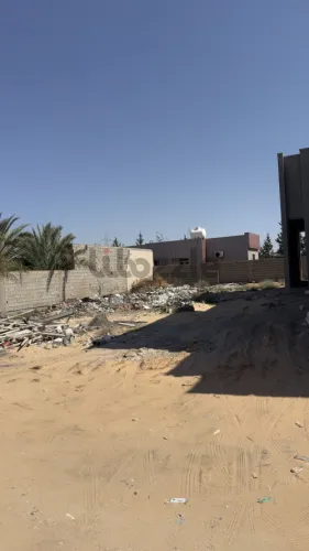 قطعه ارض سكنية للبيع ملك خاص المساحة 338 متر مربع