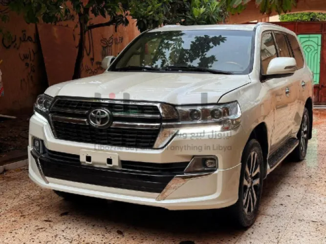 تايوتا لاندكروزر
