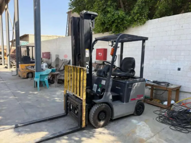 فوركلفت للإيجار في جدة | مكة | المدينة المنورة - 2024