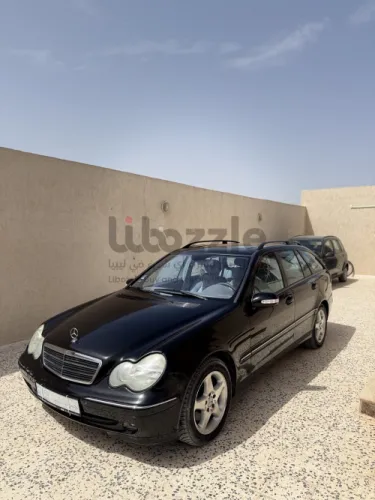 مرسيدس كاكويه
