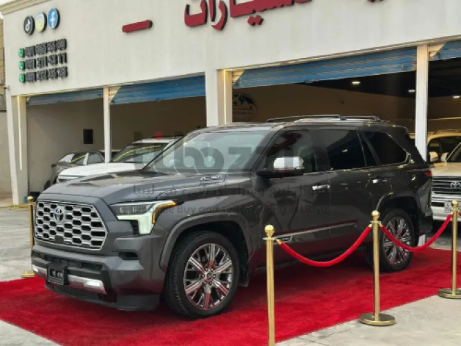 تايوتا سيكويا   2025