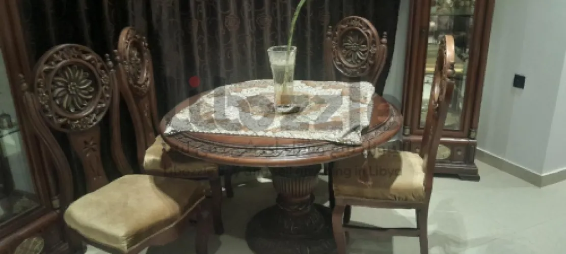 اثاث مستعمل