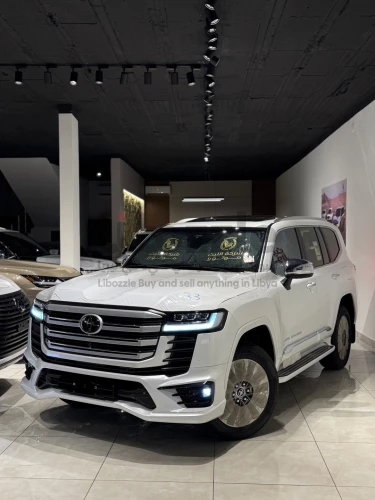 تويوتا لاندكروزر VXR 2025شهر6