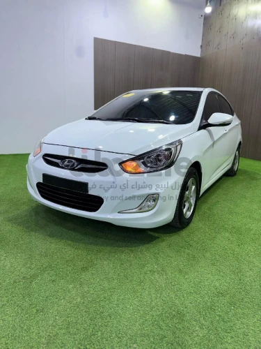 هونداي أكسنت 2012