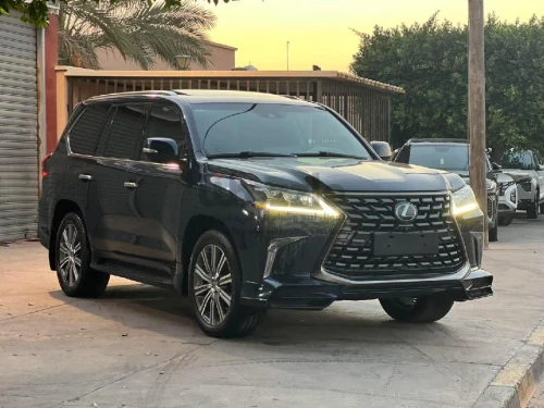لكزس LX570 2017