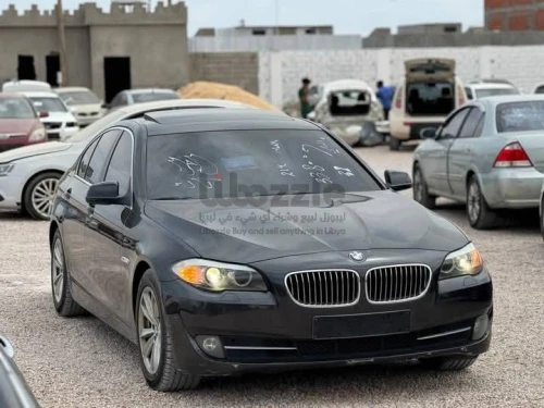 بي ام دبليو 530 2011
