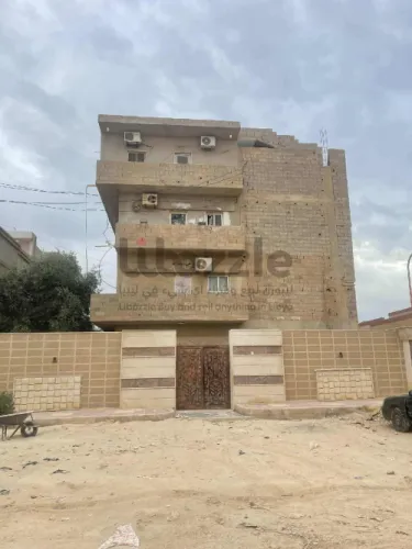 مبنى استثماري لبيع (10 وحدات سكنية) - شبنة
📍