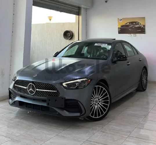 مرسيدس C 300 2023