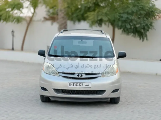 تويوتا سيينا 2007