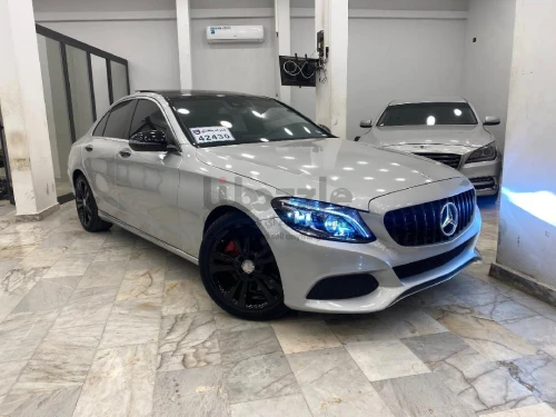 مرسيدس C300 2016