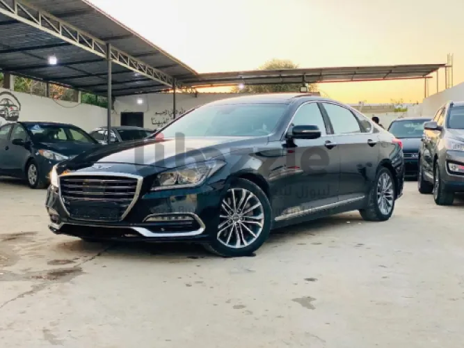 هونداي جينيسيس 2015