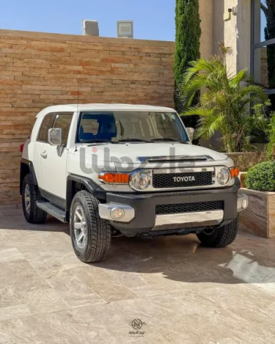 تويوتا FJ الوكيل 2021