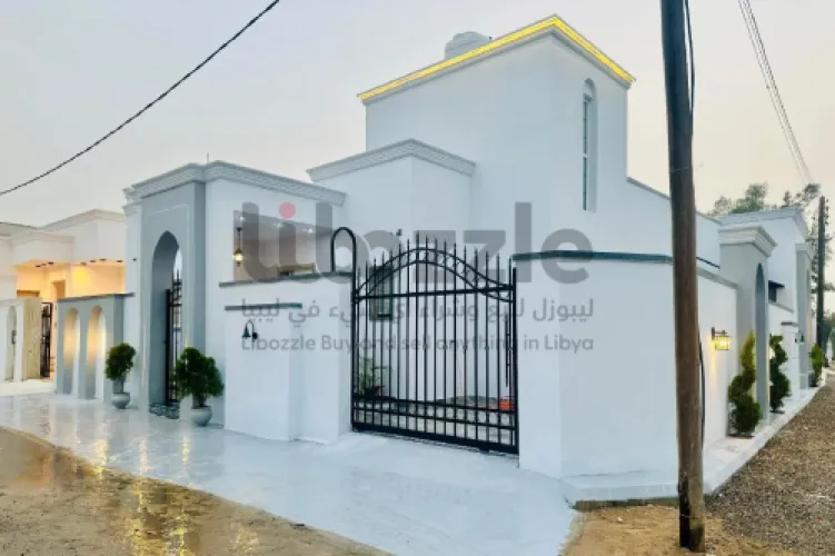 فيلا أرضية واجهتين للبيع تشطيب حديث 2026 وقريبة جد