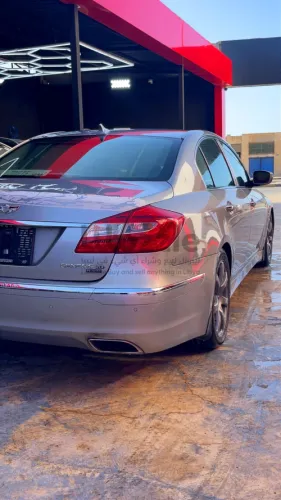 جينيسس 5.0 V8