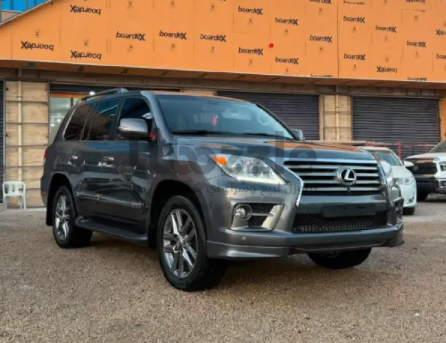 لكزس LX570 2014