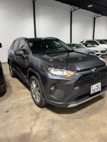 تويوتا راف فور 2020