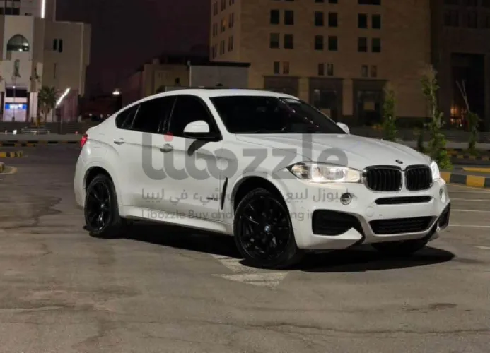 بي ام دبليو X6 VIP ، S Drive