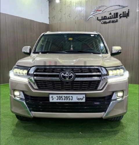 تويوتا لاندكروزر