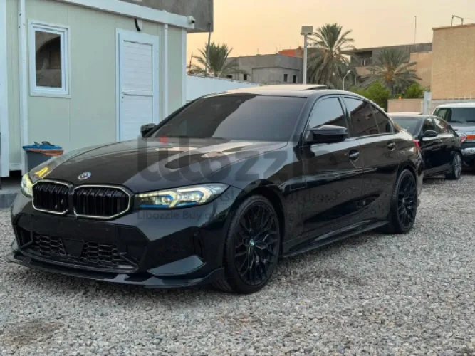 بي ام دبليو 330i 2020
