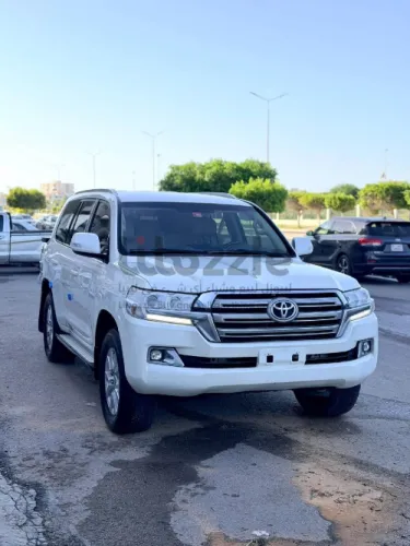 تويوتا لاندكروزر 2019