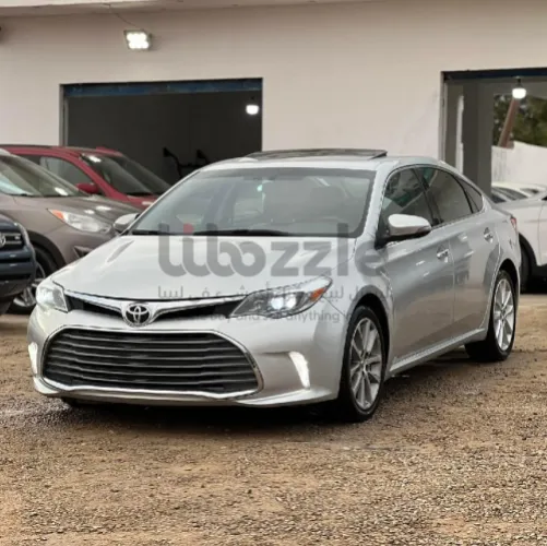 تويوتا افالون 2014