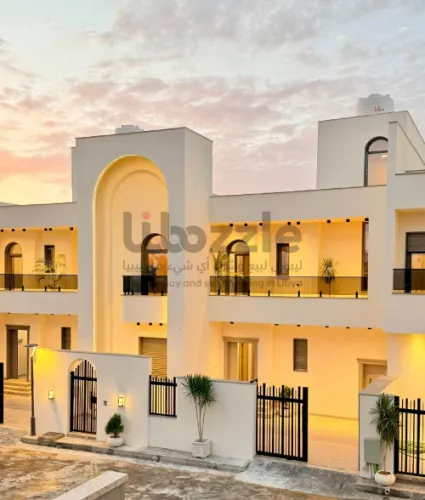 🏡 خمسة فيلات بمواصفات مميزة وموقع استراتيجي! 🔥