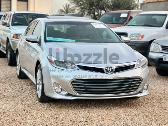 تويوتا افالون 2014