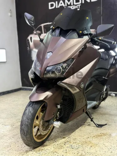 Yamaha Tmax530